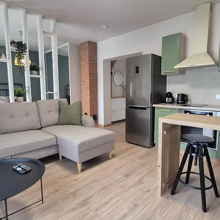 Tuia Apartment- Cozy شقة *